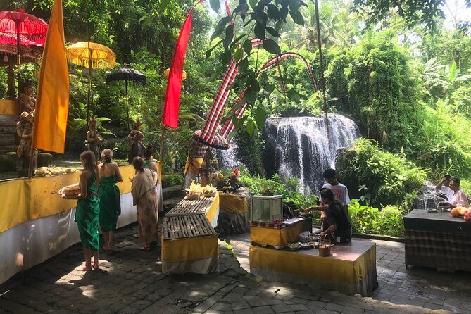 Purification Holy Bath at Beji Gria Waterfall - The Sum Up: Who Is This Tour Perfect For?