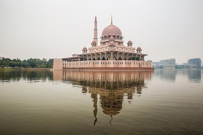 Putrajaya City Tour From Kuala Lumpur - Key Points