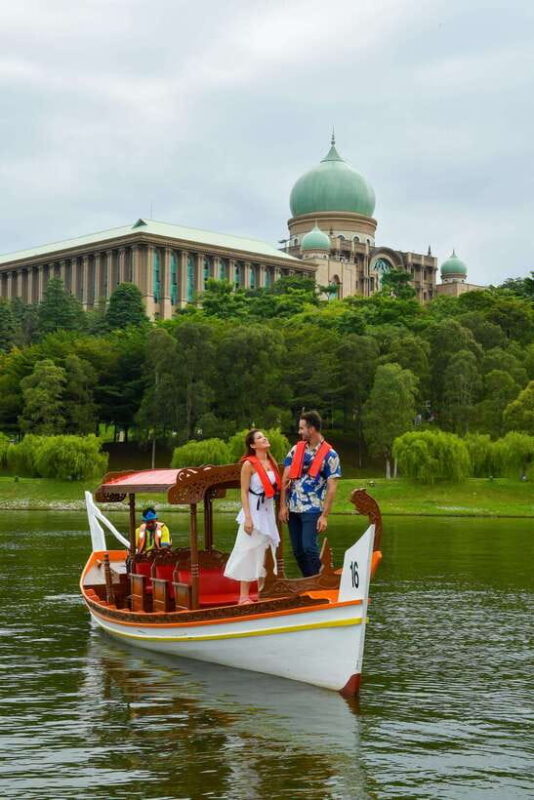 Putrajaya Guided Tour (Private) - Key Points