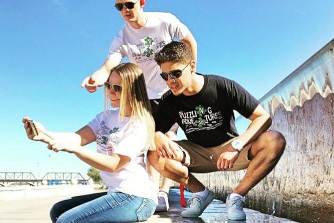 Puzzling Adventures Loveland - Exploring Loveland through Puzzles and Stories