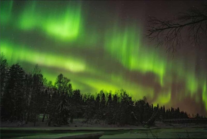 Pyhätunturi: Northern Lights Hunting Tour with Hot Drinks - Pyhätunturi: Northern Lights Hunting Tour with Hot Drinks