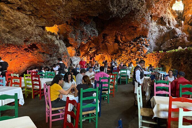 Pyramids of Teotihuacan and the Authentic Restaurant La Gruta - Discovering Teotihuacán with an Authentic Twist