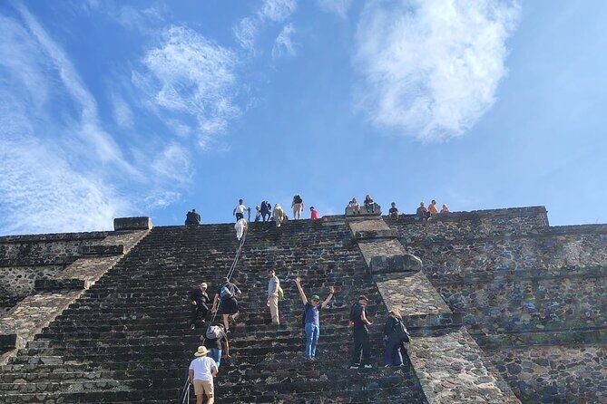Pyramids of Teotihuacan and the Authentic Restaurant La Gruta - Frequently Asked Questions