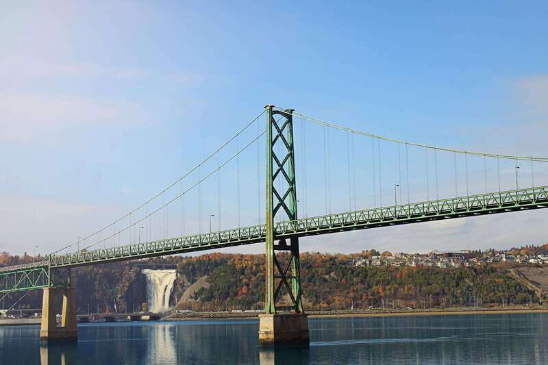 Québec City: 2-Hour Cocktail & DJ Evening Cruise - FAQs