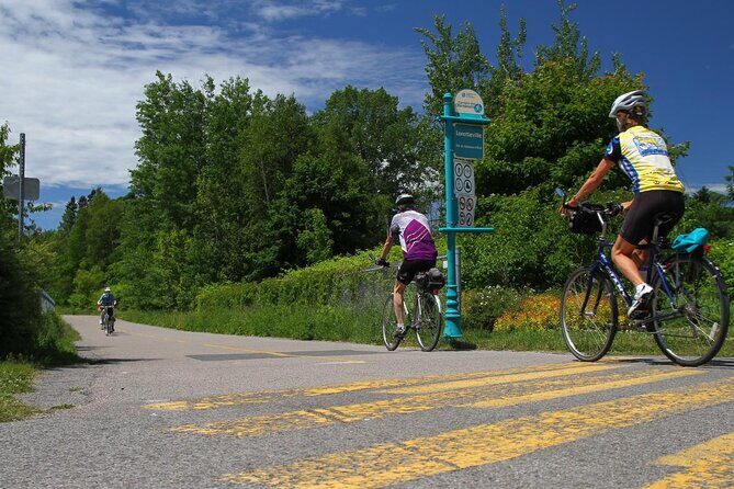 Quebec City: E-Bike Tour to Grand Marché Local Life & Food Scene - Authentic Food and Market Experience at Le Grand Marché