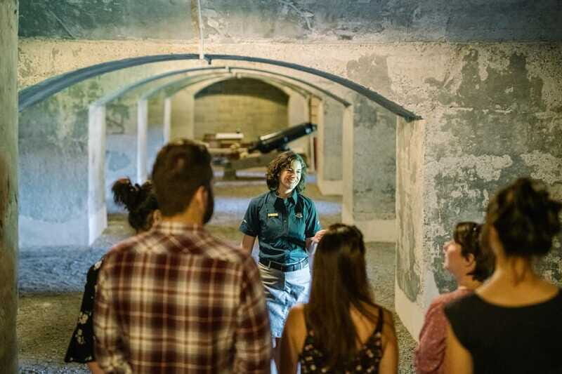 Québec: Fortifications-of-Québec Guided Walking Tour - Who Should Book This Tour?