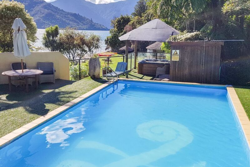 Queen Charlotte Track: Cruise & Self-Guided Hike from Picton - An Authentic Day on Queen Charlotte Sound