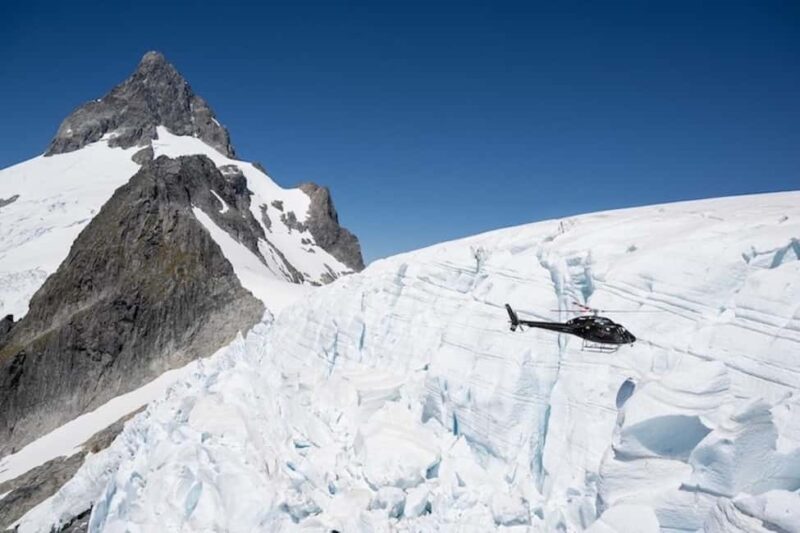 Queenstown: 2.5 Hour Flight to Fiordland's Iconic Locations - A Flight That Covers Fiordland’s Best in One Go