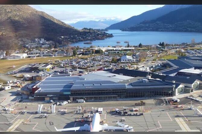 Queenstown International Airport to City Hotels Transfer - A Detailed Look at the Queenstown Airport to Hotel Transfer Experience