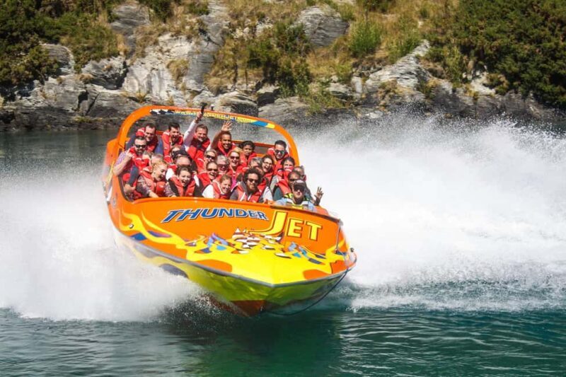 Queenstown: Jet Boat Adventure with Thunder Jet - The Guides and Safety
