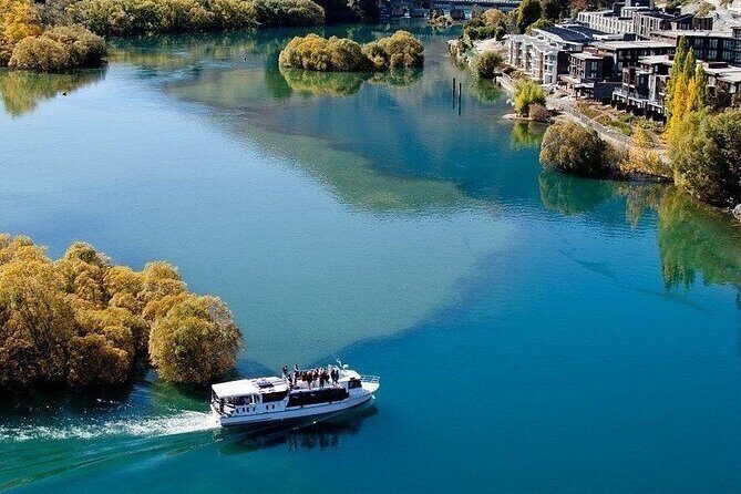 Queenstown: Lake Wakatipu Scenic Cruise (90 Minutes) - Queenstown: Lake Wakatipu Scenic Cruise (90 Minutes) — A Close-Up of Nature and Local Life