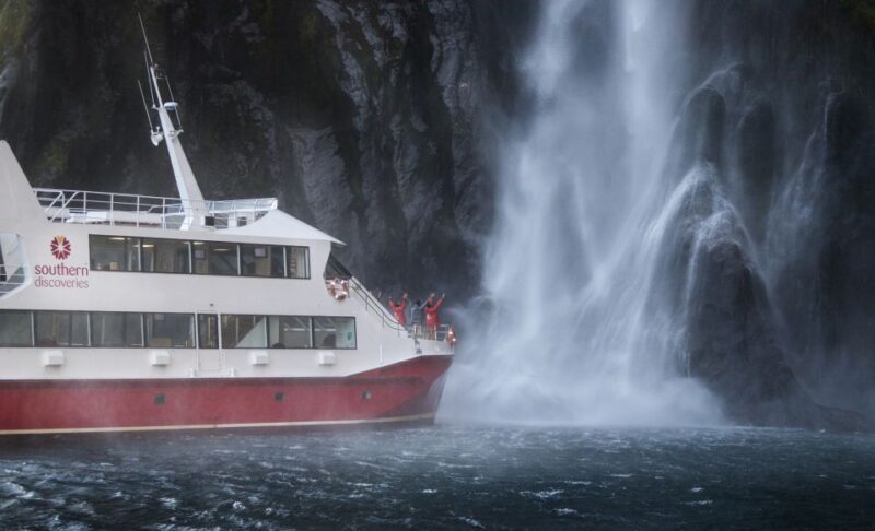 Queenstown: Milford Sound Flight and Cruise - Queenstown: Milford Sound Flight and Cruise