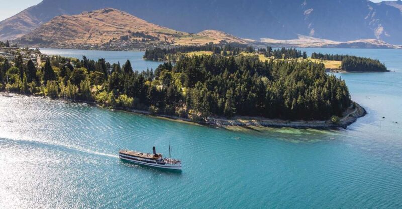 Queenstown: TSS Earnslaw Cruise of Lake Whakatipu - A Detailed Look at the Queenstown: TSS Earnslaw Experience