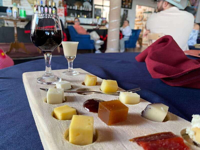 Querétaro: Art, Cheese and Wine Route - The Monolith at Bernal: San Sebastián and La Peña de Bernal