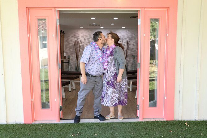 Quickie Sign and Go Wedding at Hawaiian Wedding Chapel - Who Will Benefit Most from This Experience?