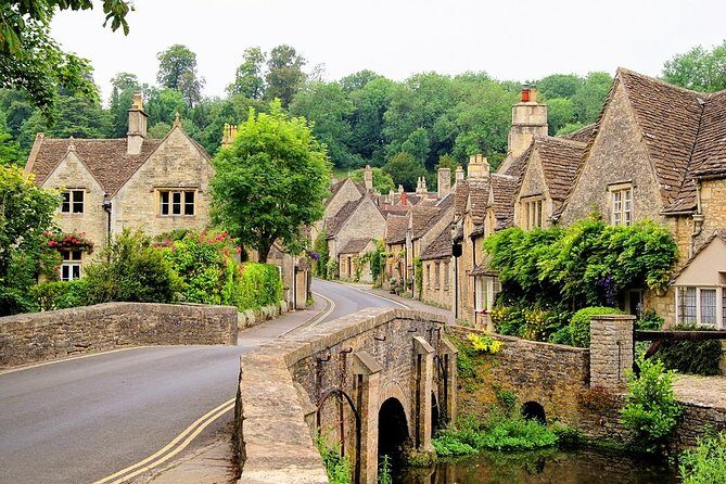 Quintessential Cotswolds Half-Day tour from Bath (for 2-8 guests) - Analyzing the Value