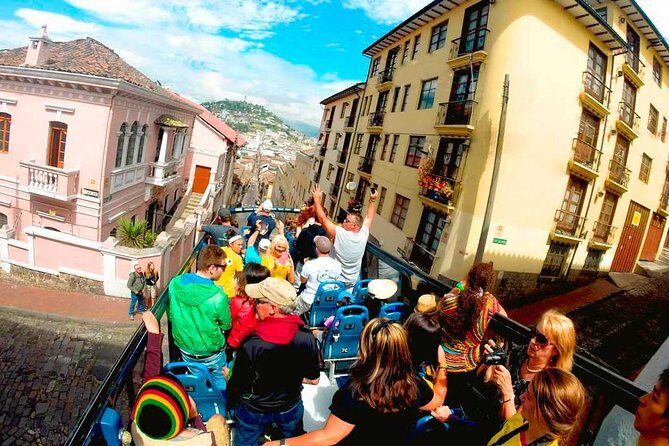 Quito City Tour Double Decker Bus - An In-Depth Look at the Quito City Tour Double Decker Bus