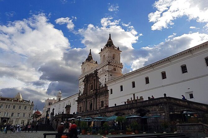 Quito in a Day - Middle of the World & El Panecillo Tour - Key Points