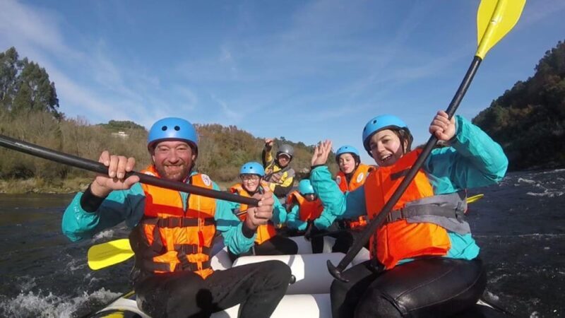 RADICAL ADVENTURE IN MELGAÇO: RAFTING ON THE MINHO RIVER - An In-Depth Look at the Melgaço Rafting Experience