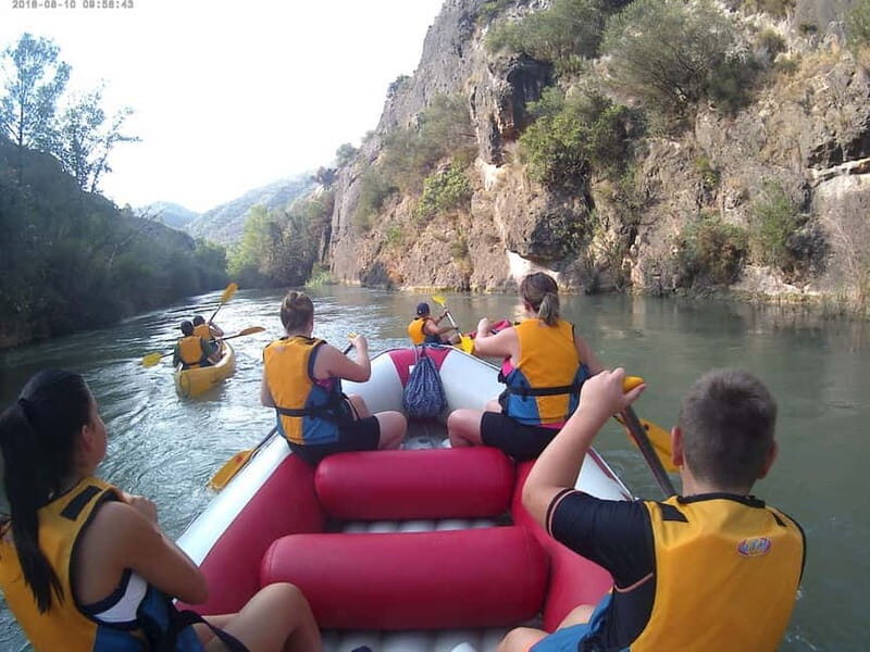 Rafting en Almadenes y Cuevas arte rupestre - Key Points