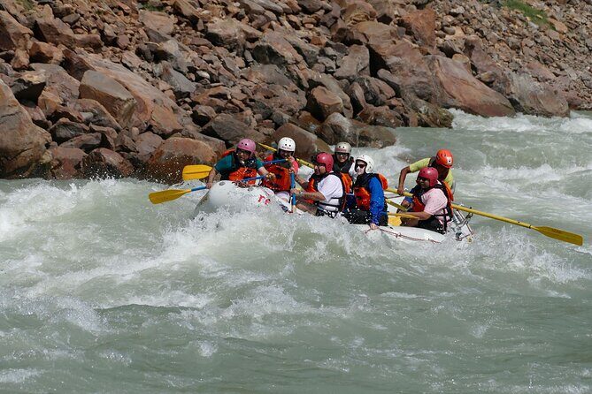 Rafting in Rishikesh- 16km - Key Points