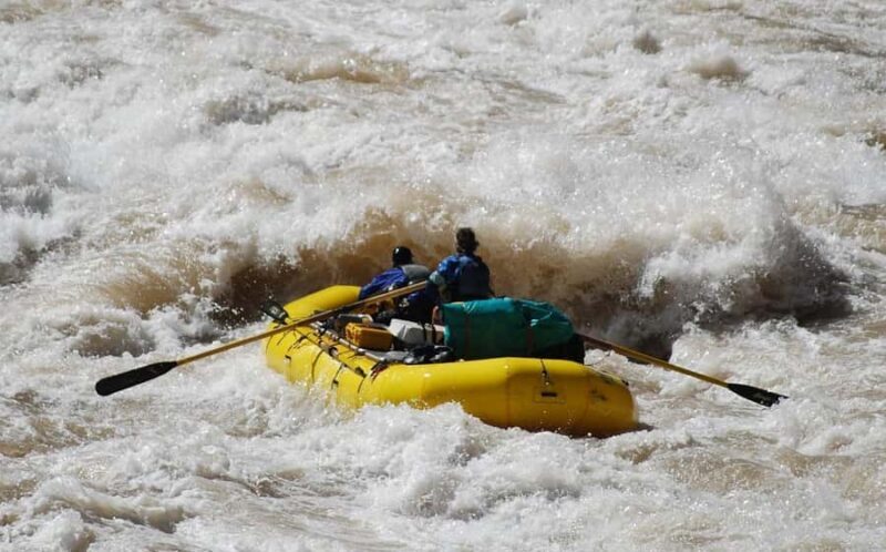Rafting Rio Suarez, Santander: Challenge the Extreme Currents in a Canyon - An In-Depth Look at Rafting Rio Suarez