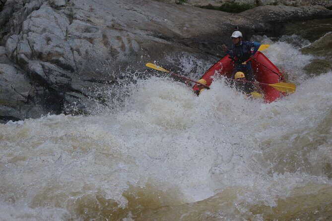 RAFTING with exciting rapids from MEDELLÍN - An In-Depth Look at the Rafting Experience