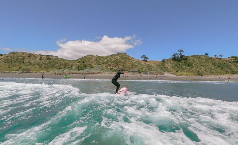 Raglan: Group Surf Lesson - Key Points