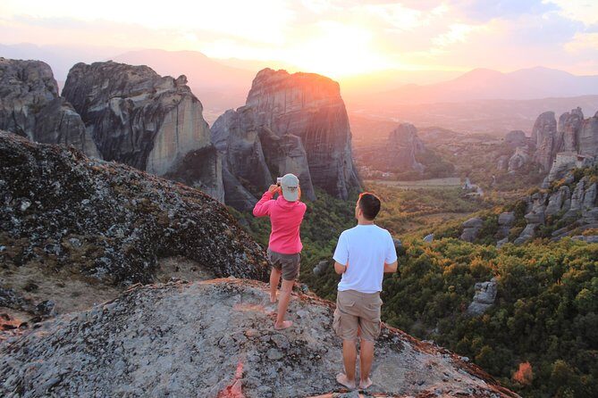 Rail Tour from Thessaloniki to Meteora 3 Days - 2 Nights - Key Points