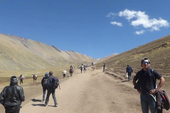 Rainbow Mountain - Group Service - Who Would Love This Tour?