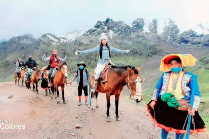 Rainbow mountain horseback riding tour + Buffet Lun - Exploring the Rainbow Mountain Horseback Tour: A Detailed Review
