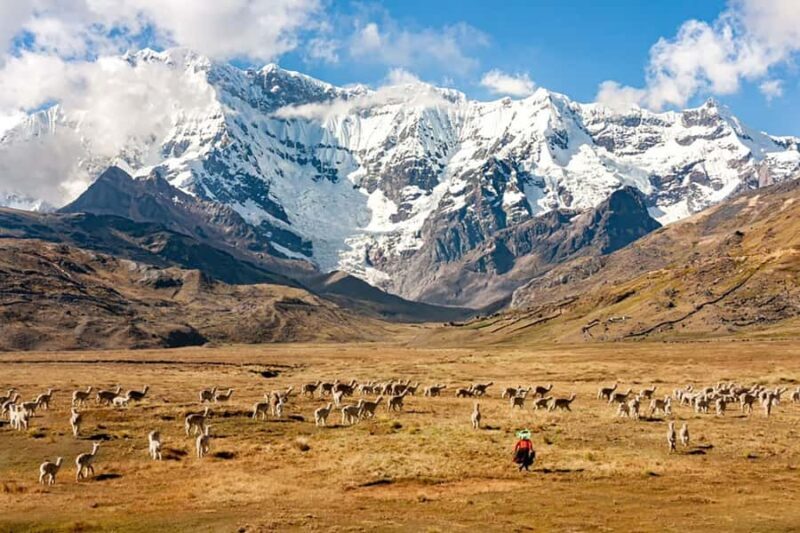 Rainbow Mountain to Ausangate 7 lakes 4 Days - Discover the Beauty of Rainbow Mountain to Ausangate 7 Lakes in 4 Days