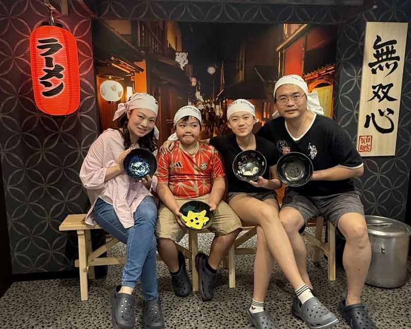 Ramen Cooking, Bowl Painting & Broth Making Workshop in Kyoto - A meal with a little more meaning