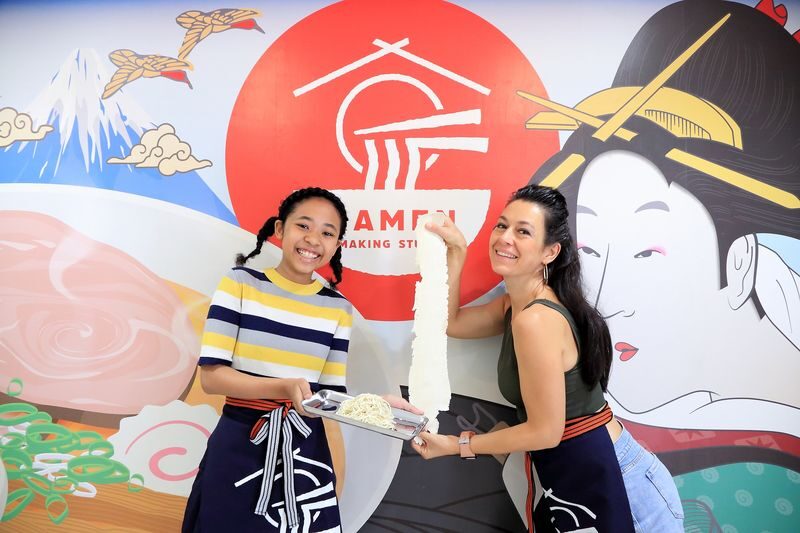 Ramen Making near Osaka Castle with Souvenir - A little culture between cooking steps