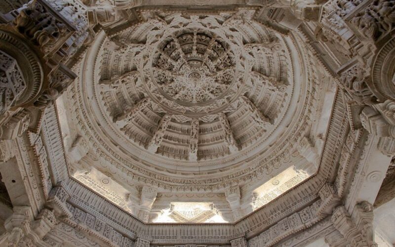 Ranakpur Jain Temple Private Excursion from Udaipur - Key Points