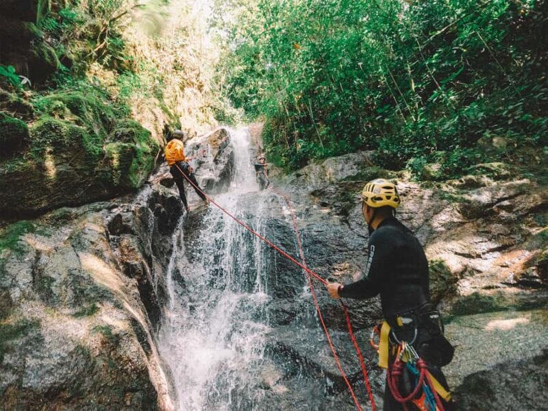 Rappel tour from Medellin. Transport by car or motorcycle - FAQs