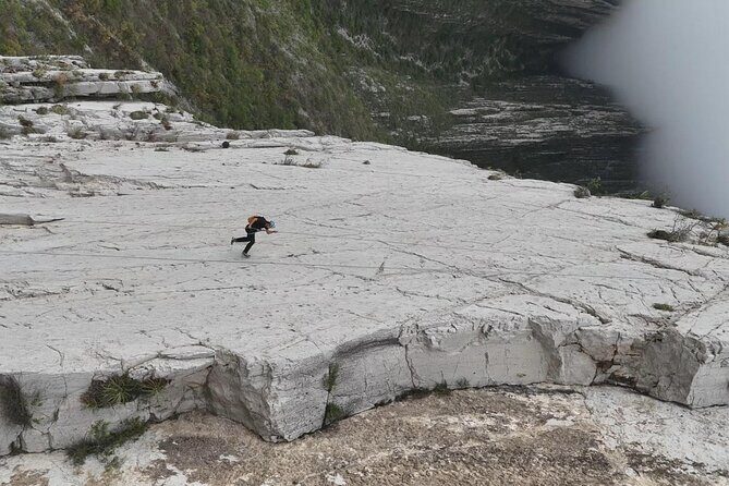 Rappels in Pico Licos with certified guides - The Practical Side: Logistics and Value
