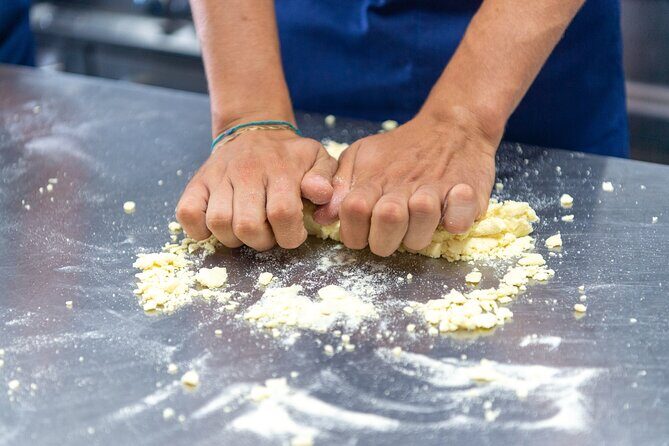 Ravioli Tagliatelle and Tiramisu Cooking Experience - FAQ