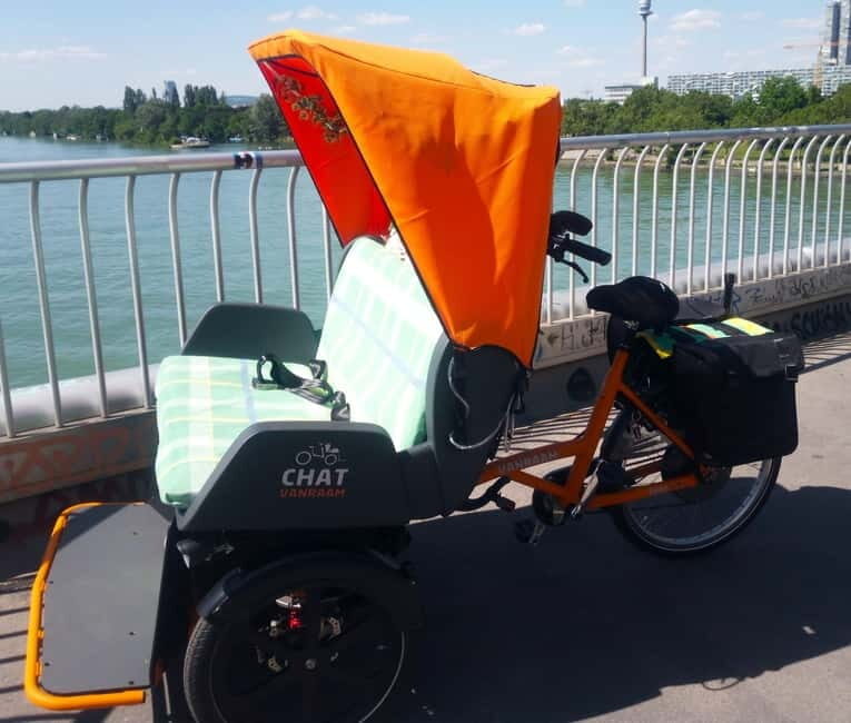 RAXI (Electric Rickshaw) Vienna Tours with two options - What You’ll See and Experience