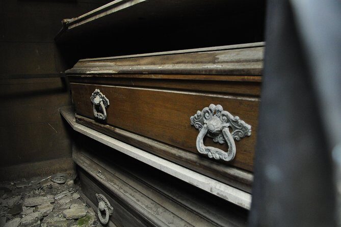 Recoleta Cemetery Tour in English - FAQs