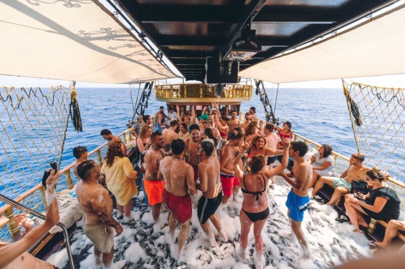 Red Dragon Pirate Boat Trip & Lunch - The Experience in Detail
