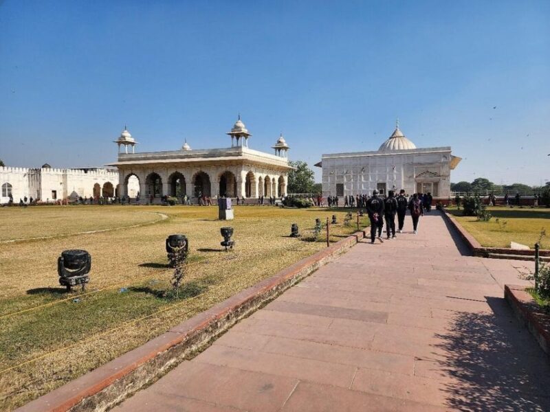 Red Fort Skip-the-Line E-tickets & guide Delhi transfers - Exploring Delhi’s Iconic Red Fort: An In-Depth Review
