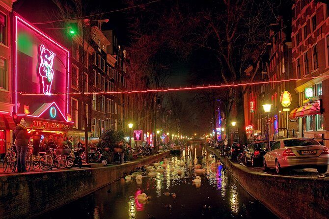 Red Light District tour with canal cruise - A Detailed Look at the Amsterdam Red Light District Tour with Canal Cruise