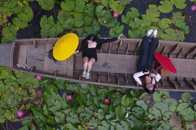 Red Lotus Pond Floating Market and Ayutthaya Historical Park - Key Points