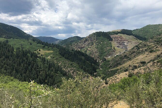 Red Rocks Amphitheatre Historical Walking Tour - The Sum Up