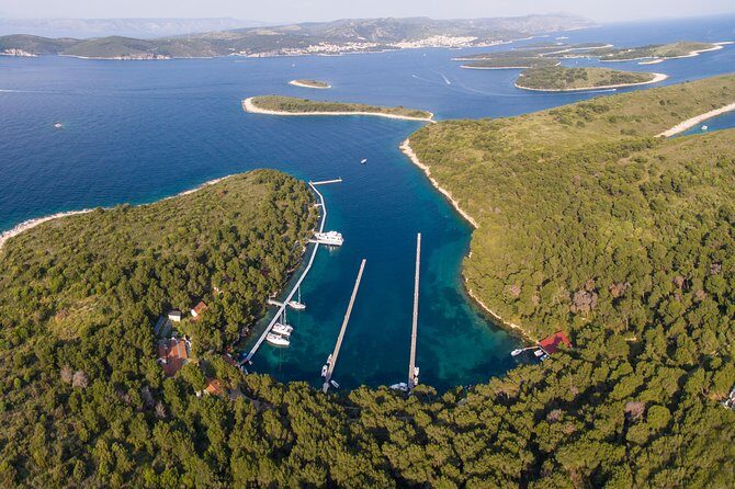 Red rocks & Hells' islands private getaway tour - The Practicalities: What You Should Know