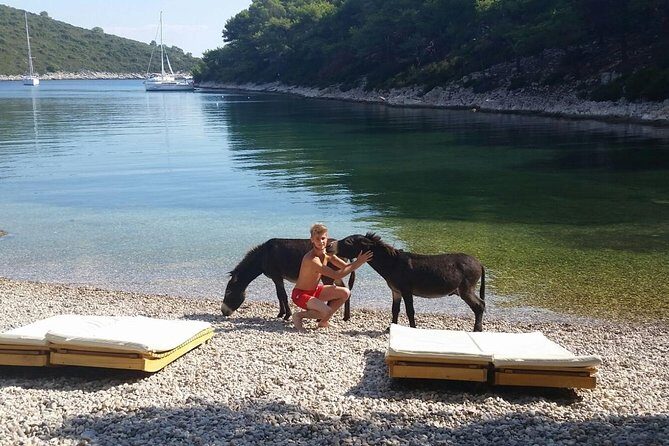 Red Rocks & Southern Side Of Hvar Private Tour - Experience the Beauty of Hvar’s South Side with a Private Boat Tour