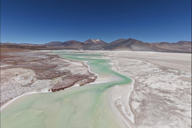 Red Stones and Altiplanica Lagoons Salar de Atacama - A Deep Dive into the Red Stones and Altiplanica Lagoons Tour