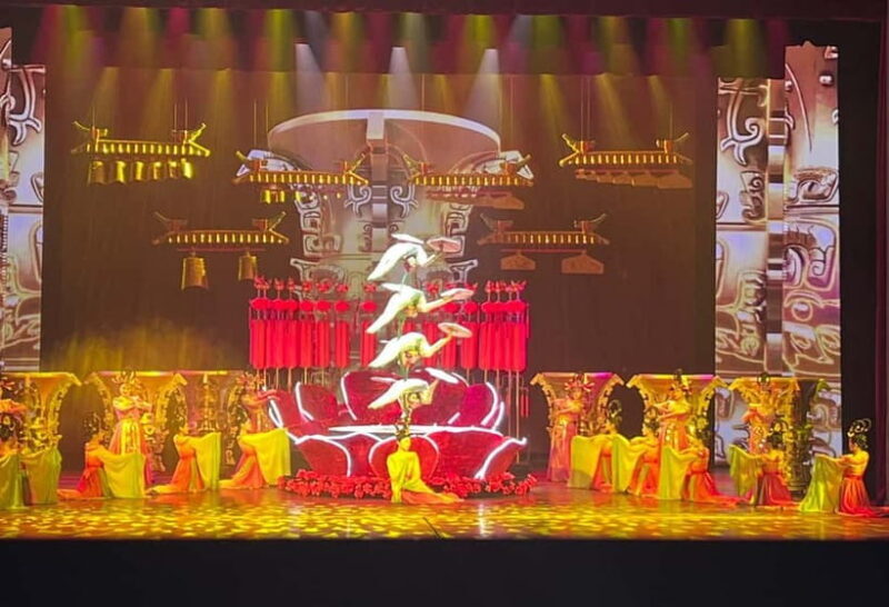 Red Theater Beijing Acrobatic Show Tickets - What to Expect When You Attend