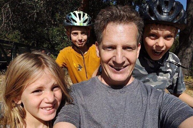 Redding Puzzling Adventure Scavenger Hunt Walking Activity - Who Will Enjoy This Tour?